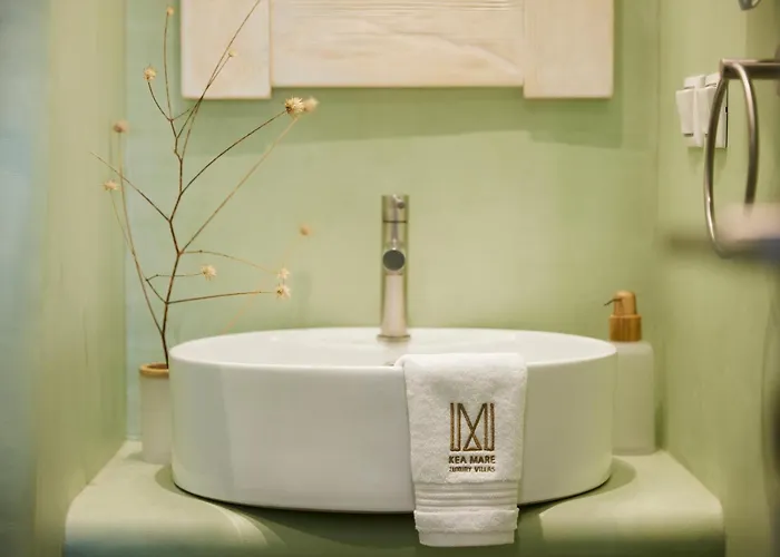 Kea Mare Lv Gialiskari (Kea)